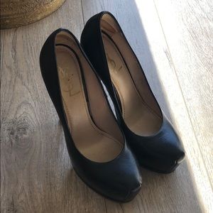 Ysl pumps black platform